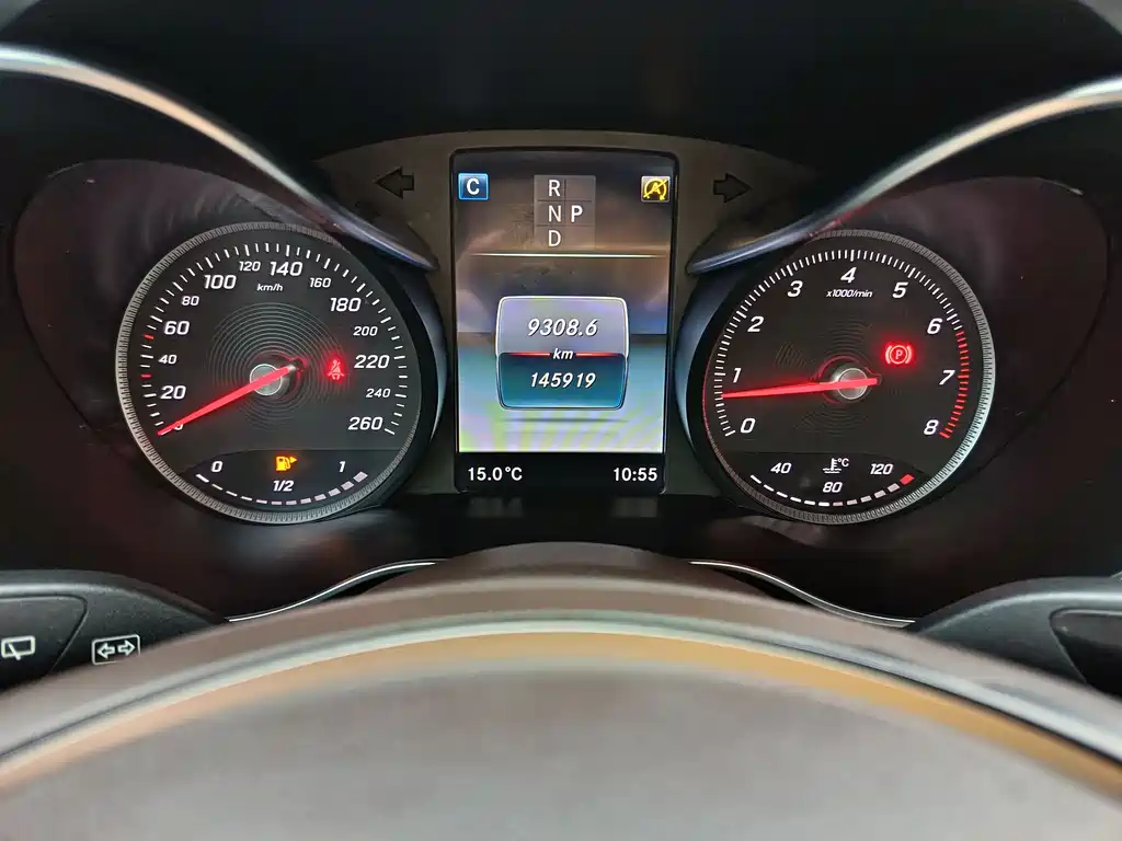 Mercedes-Benz Mercedes-Benz GLC 2016 GLC 260 4MATIC Sport Edition 2016 - thumbnail 9