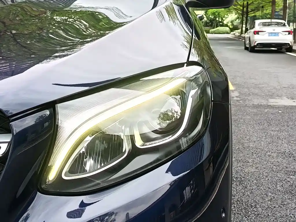 Mercedes-Benz Mercedes-Benz GLC 2016 GLC 260 4MATIC Sport Edition 2016 - thumbnail 15