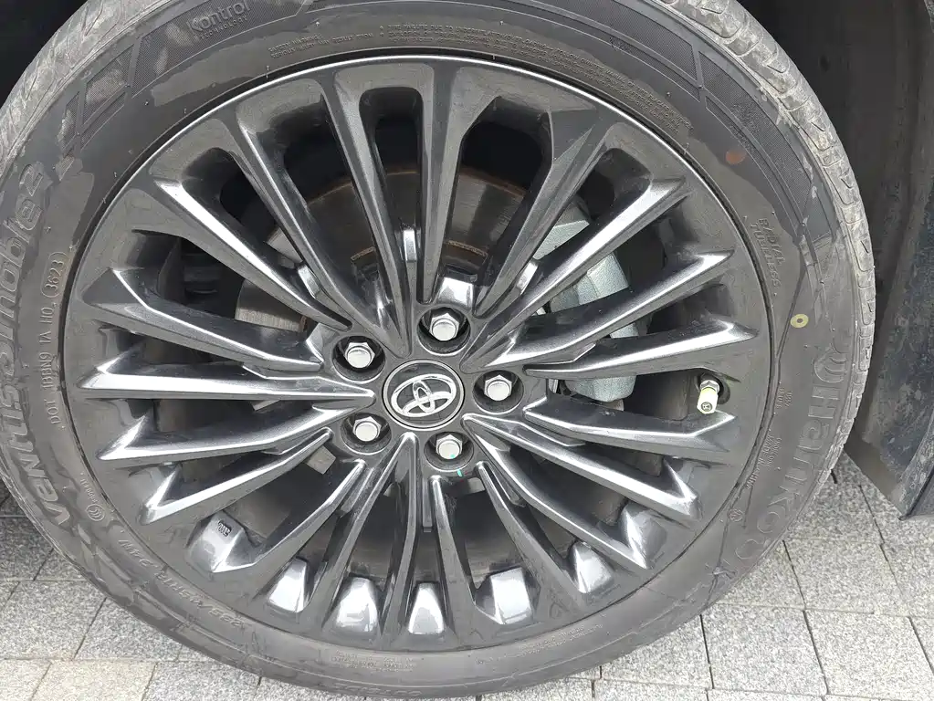 Toyota Toyota Avalon 2023 2.5L Touring Premium Edition 2023 - thumbnail 10
