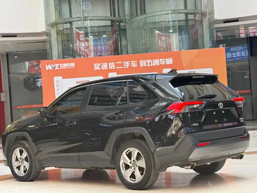 Toyota RAV4 2020 Hybrid 2.5L E-CVT 2WD Premium Edition 2020 - thumbnail 5
