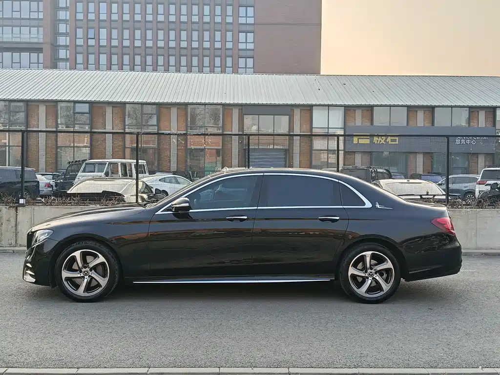 Mercedes-Benz Mercedes-Benz E-Class 2017 E 300 L Sport Fashion Edition 2017 - thumbnail 6