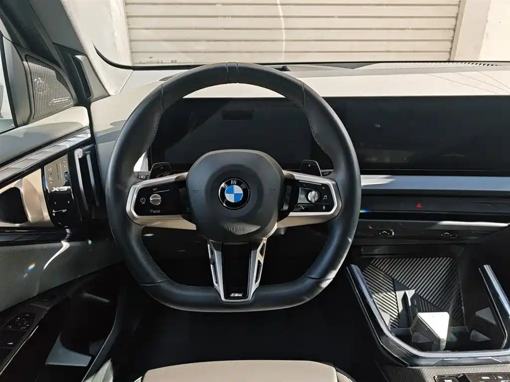 BMW BMW X3 2025 xDrive30L Premium M Sport Shadow Night Package 2025 - thumbnail 14