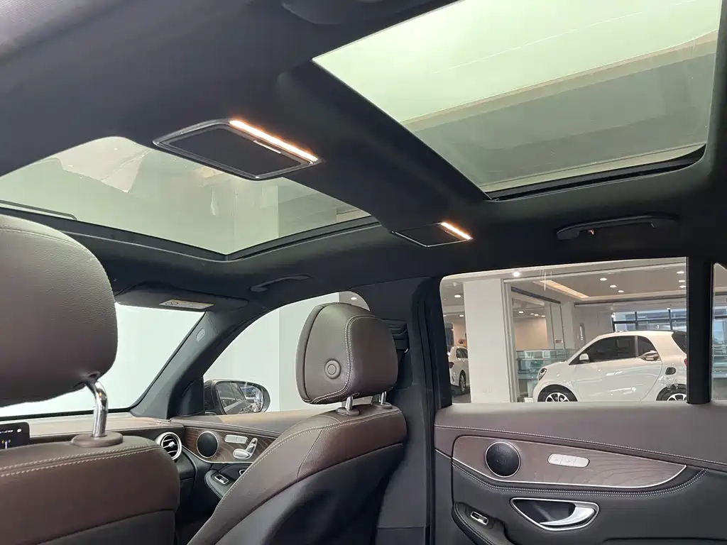 Mercedes-Benz Mercedes-Benz GLC 2020 Facelift GLC 300 L 4MATIC Sport 2020 - thumbnail 15
