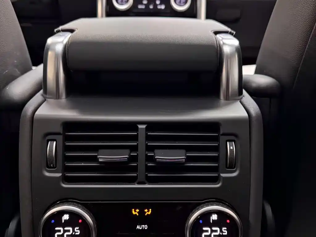 Land Rover Discovery 2021 360PS R-Dynamic S 2021 - thumbnail 30