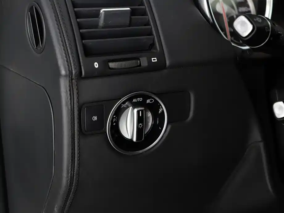 Mercedes-Benz Mercedes-Benz G-Class AMG 2013 AMG G 65 2013 - thumbnail 15