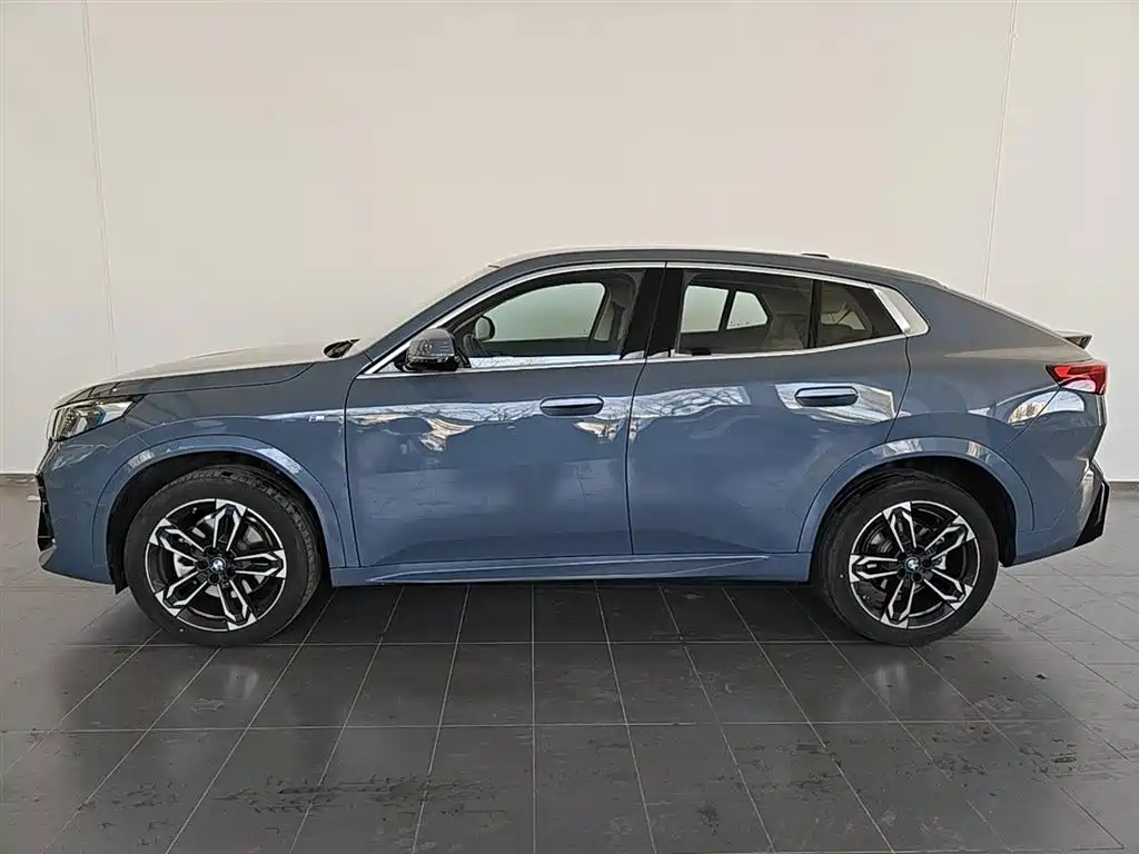 BMW BMW X2 Import 2024 sDrive25i M Sport Package 2025 - thumbnail 5