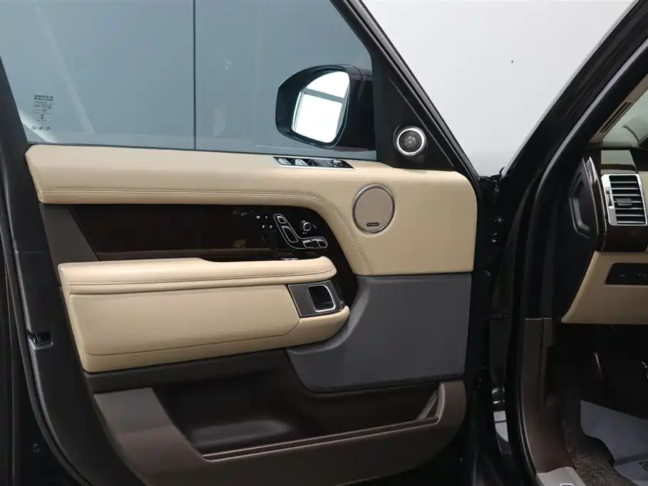 Land Rover Range Rover 2021 3.0 L6 Autobiography Long Wheelbase Classic Edition 2021 - thumbnail 10