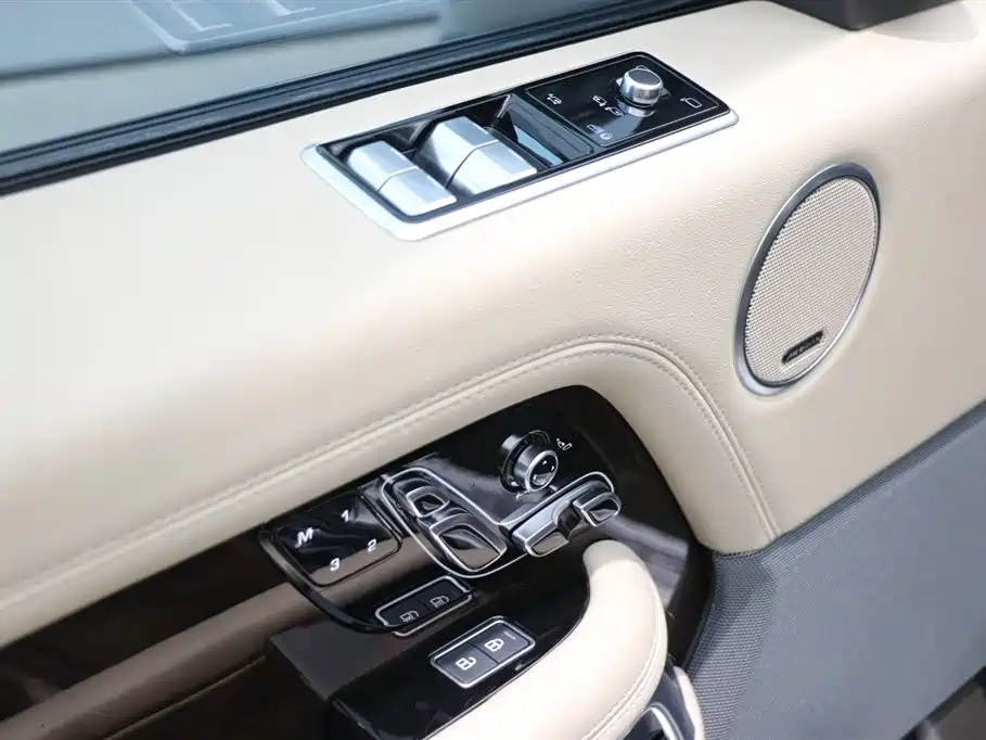 Land Rover Range Rover 2021 3.0 L6 Autobiography Long Wheelbase Classic Edition 2021 - thumbnail 11