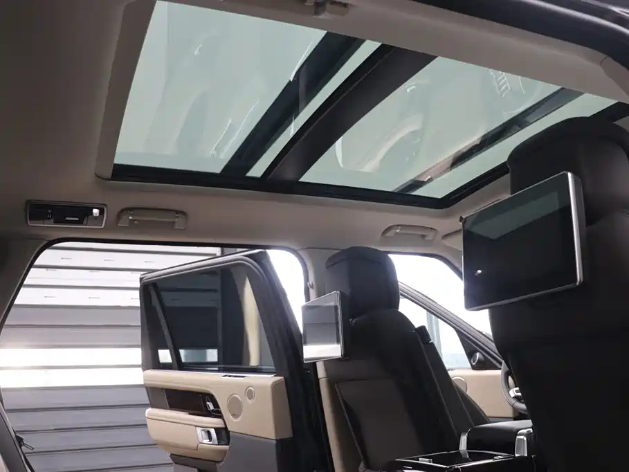 Land Rover Range Rover 2021 3.0 L6 Autobiography Long Wheelbase Classic Edition 2021 - thumbnail 22