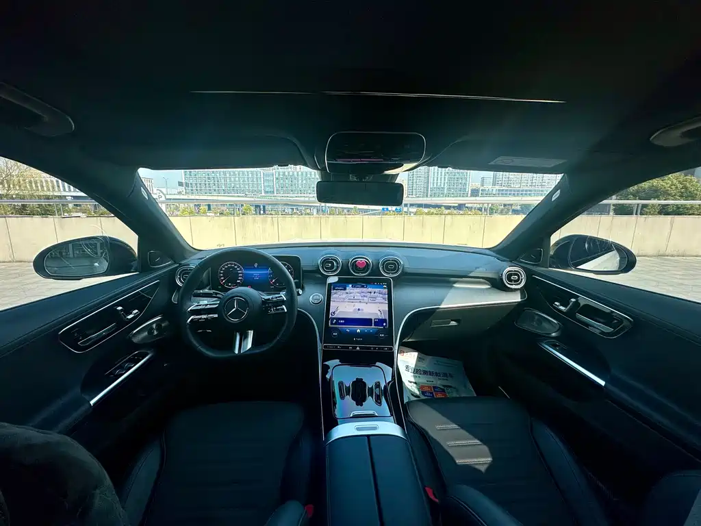 Mercedes-Benz Mercedes-Benz C-Class 2025 Model Year Facelift C 260 L Night Sport Edition 2025 - thumbnail 8