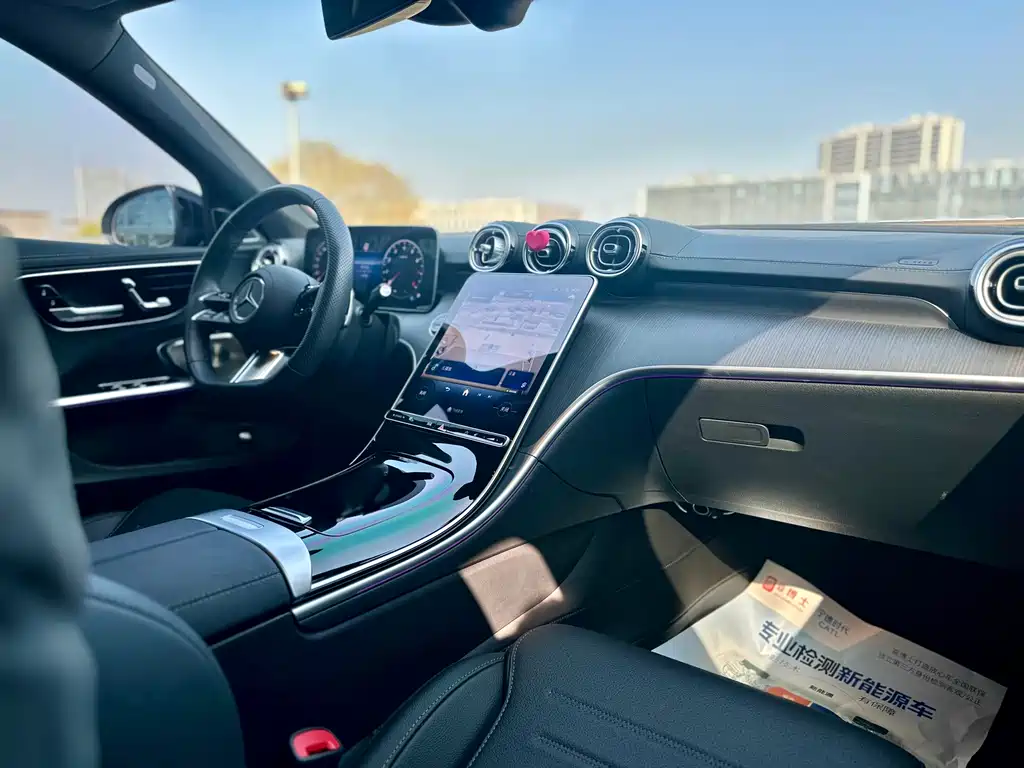 Mercedes-Benz Mercedes-Benz C-Class 2025 Model Year Facelift C 260 L Night Sport Edition 2025 - thumbnail 9