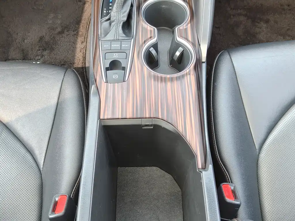Toyota Toyota Camry 2019 2.5G Luxury Edition China V 2020 - thumbnail 10