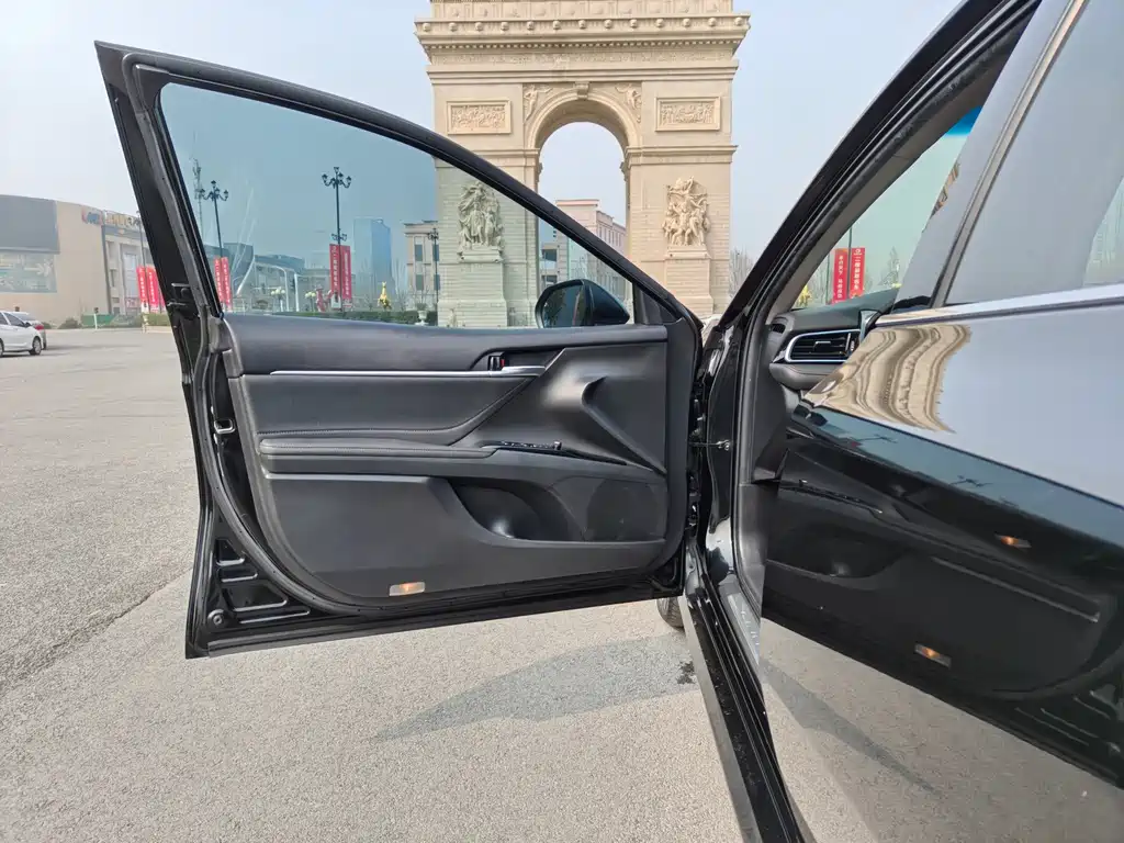 Toyota Toyota Camry 2019 2.5G Luxury Edition China V 2020 - thumbnail 14