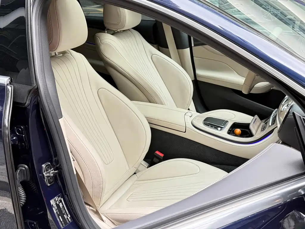 Mercedes-Benz Mercedes-Benz CLS 2018 CLS 300 Luxury Edition 2019 - thumbnail 18