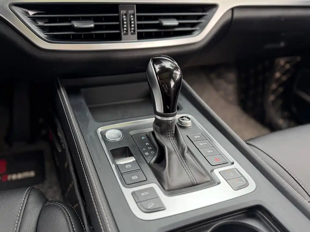 BYD BYD Tang 2018 2.0T Automatic Intelligent Premium 7-seater China V 2018 - thumbnail 13