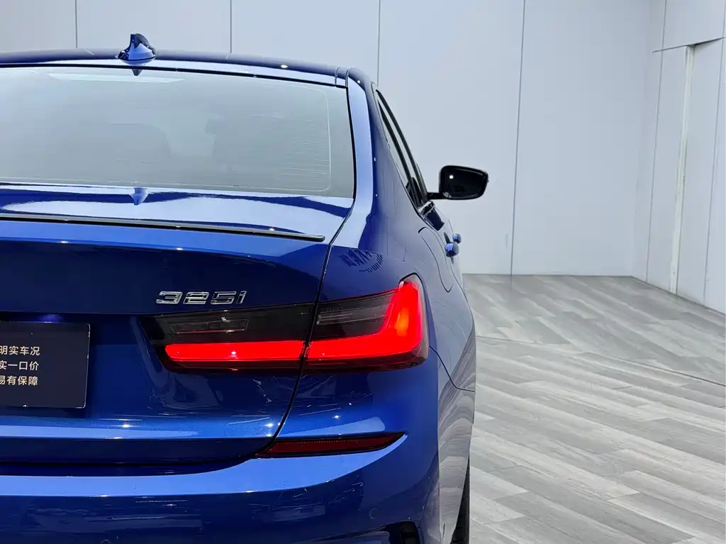 BMW BMW 3 Series 2021 325i M Sport Shadow Night Package 2020 - thumbnail 16