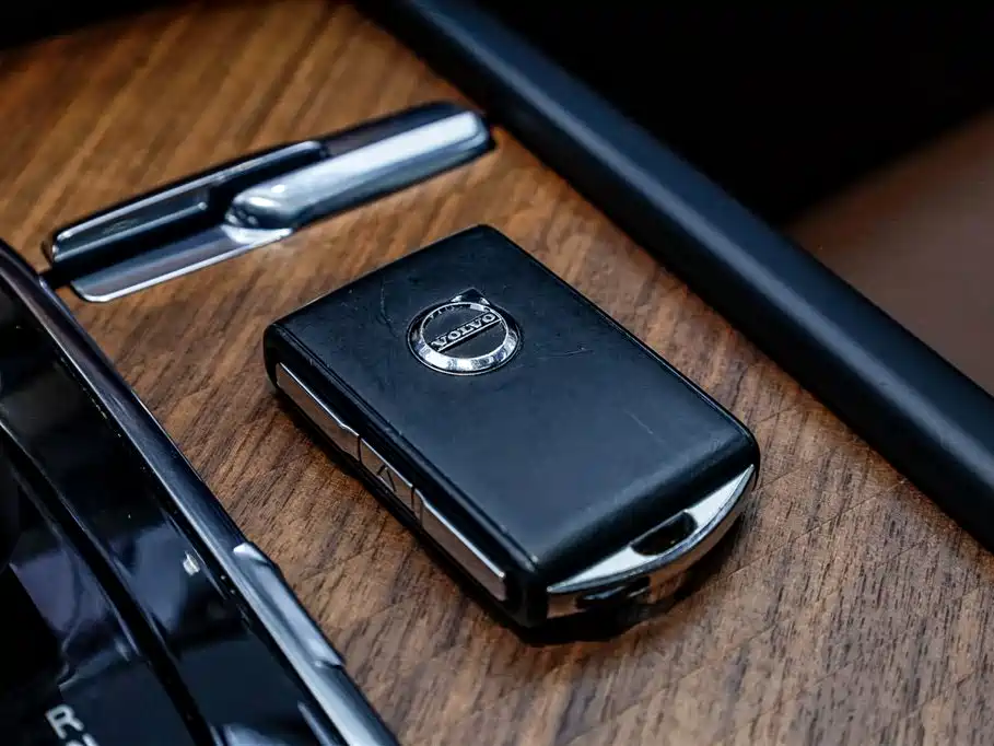 Volvo Volvo XC90 2023 B5 Momentum Luxury 7-seater 2023 - thumbnail 29