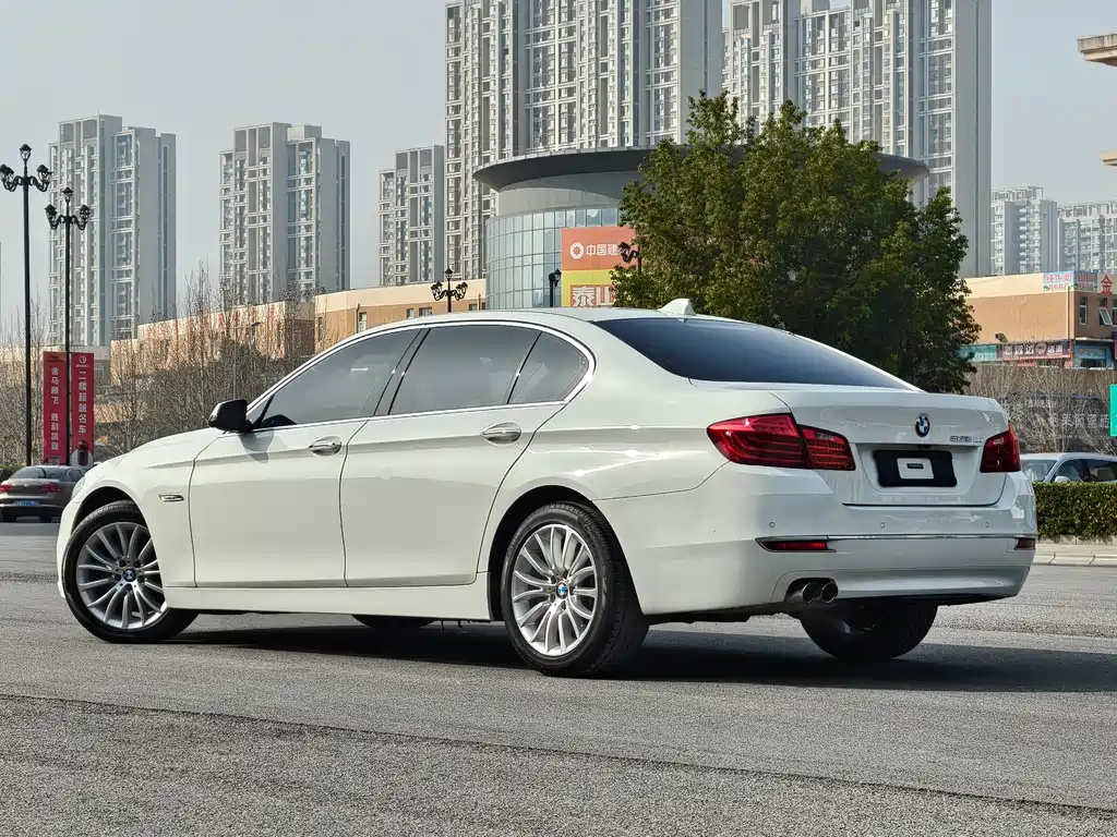 BMW BMW 5 Series 2014 525Li Luxury Design Package 2015 - thumbnail 4