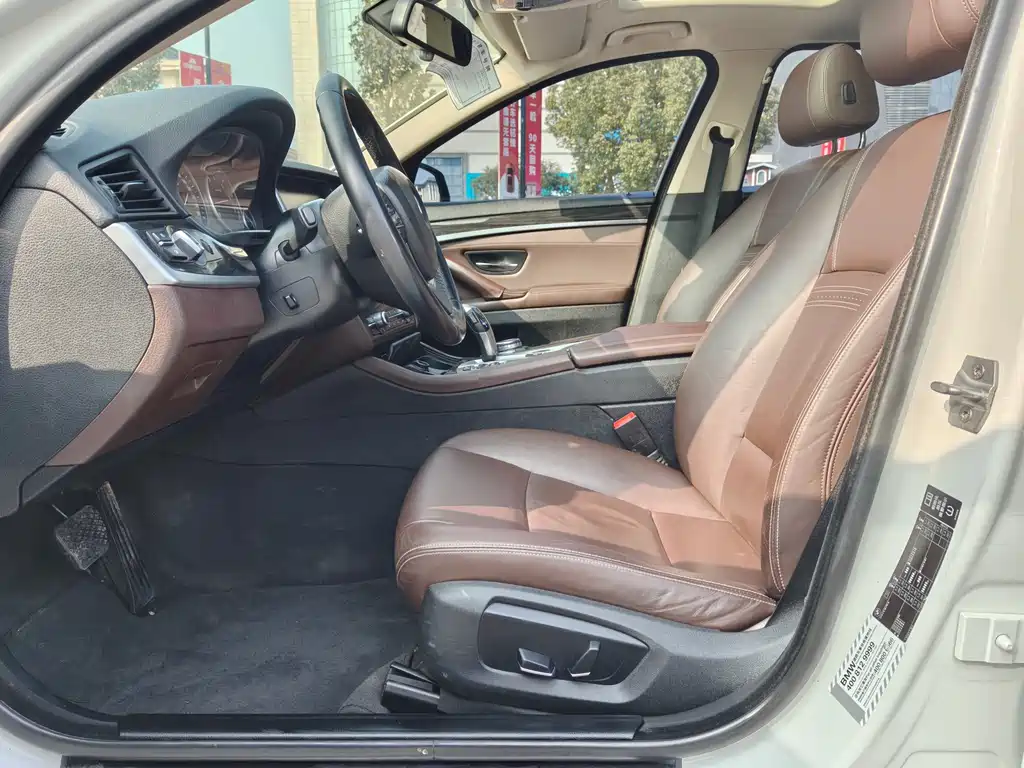 BMW BMW 5 Series 2014 525Li Luxury Design Package 2015 - thumbnail 7