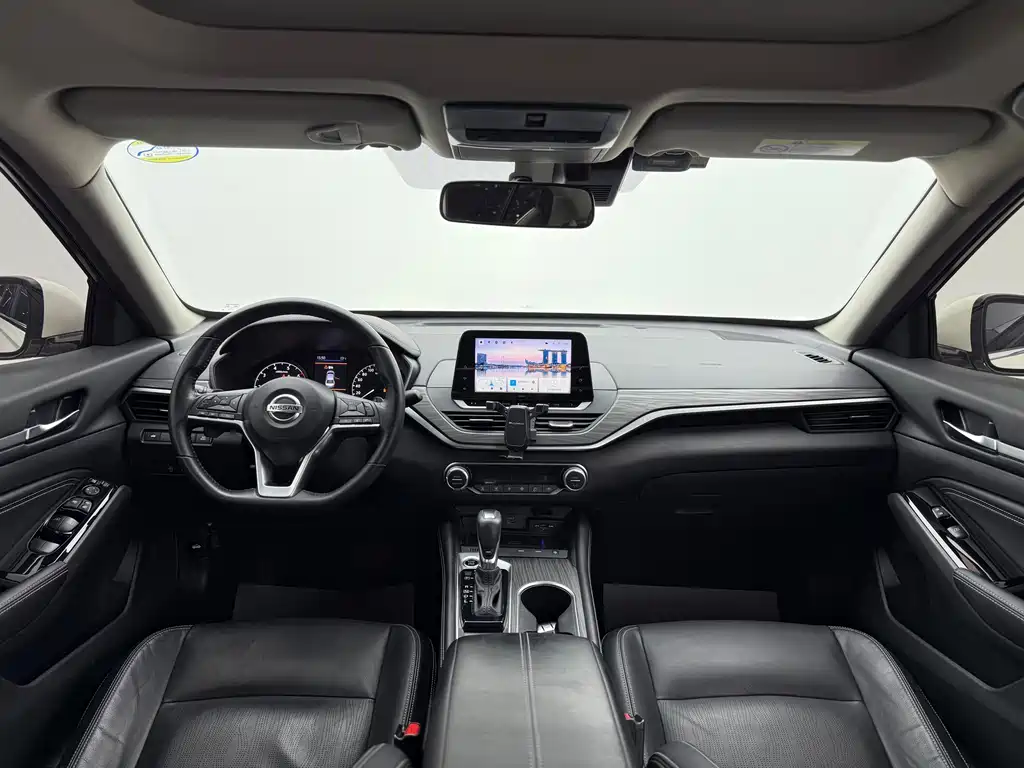 Nissan Nissan Altima 2020 Model Year Facelift 2.0T XL Intelligent Edition 2021 - thumbnail 7