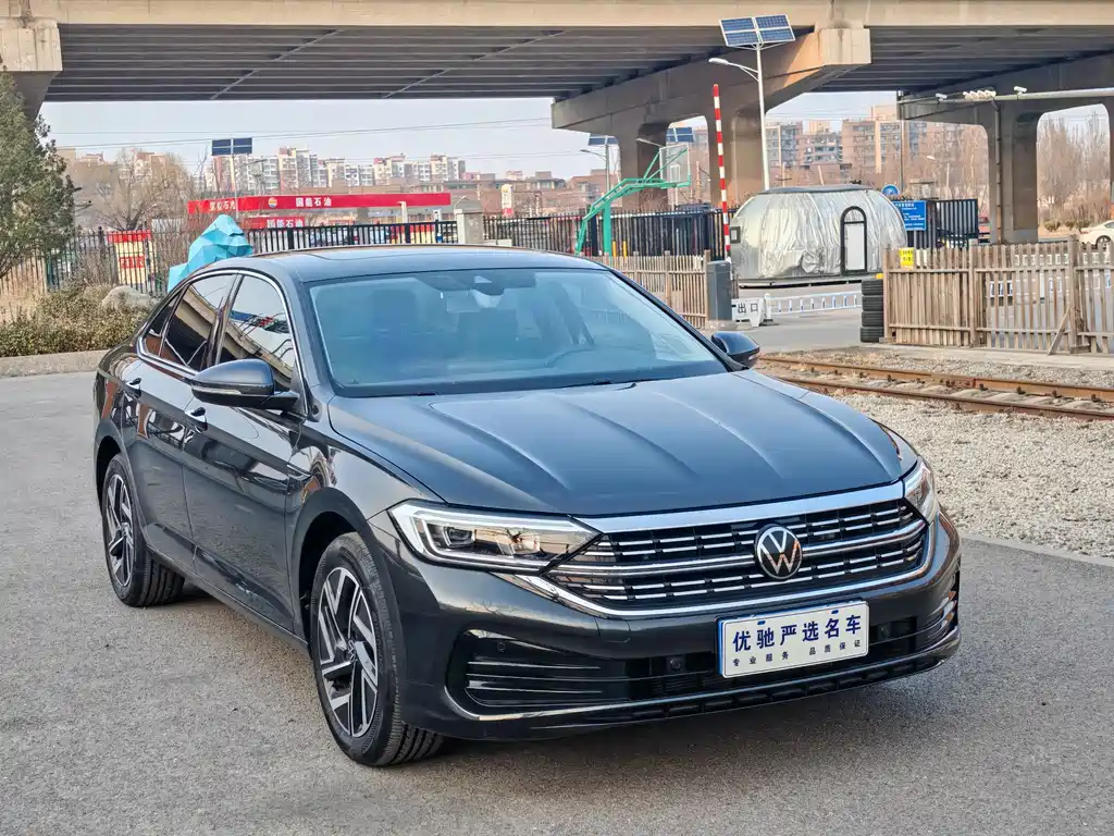 Volkswagen Volkswagen Sagitar 2024 300TSI DSG Comfortline 2024 - thumbnail 3