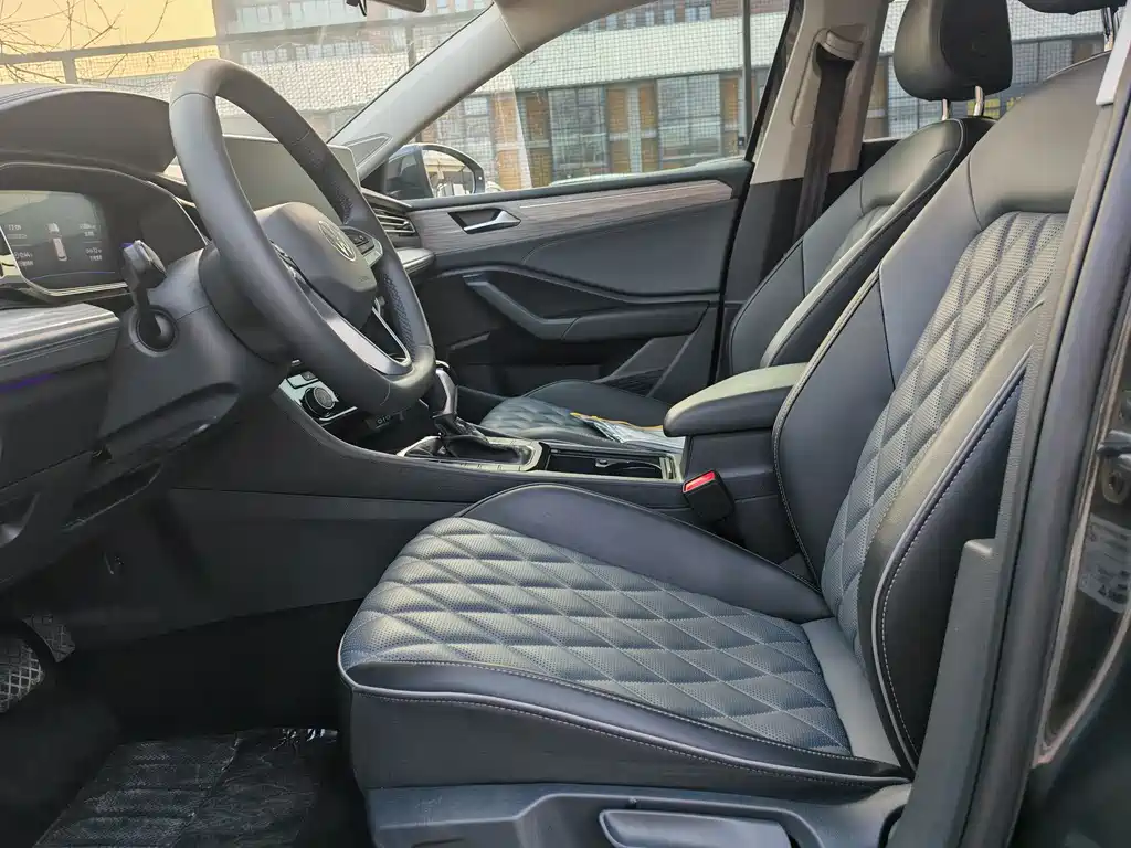 Volkswagen Volkswagen Sagitar 2024 300TSI DSG Comfortline 2024 - thumbnail 5