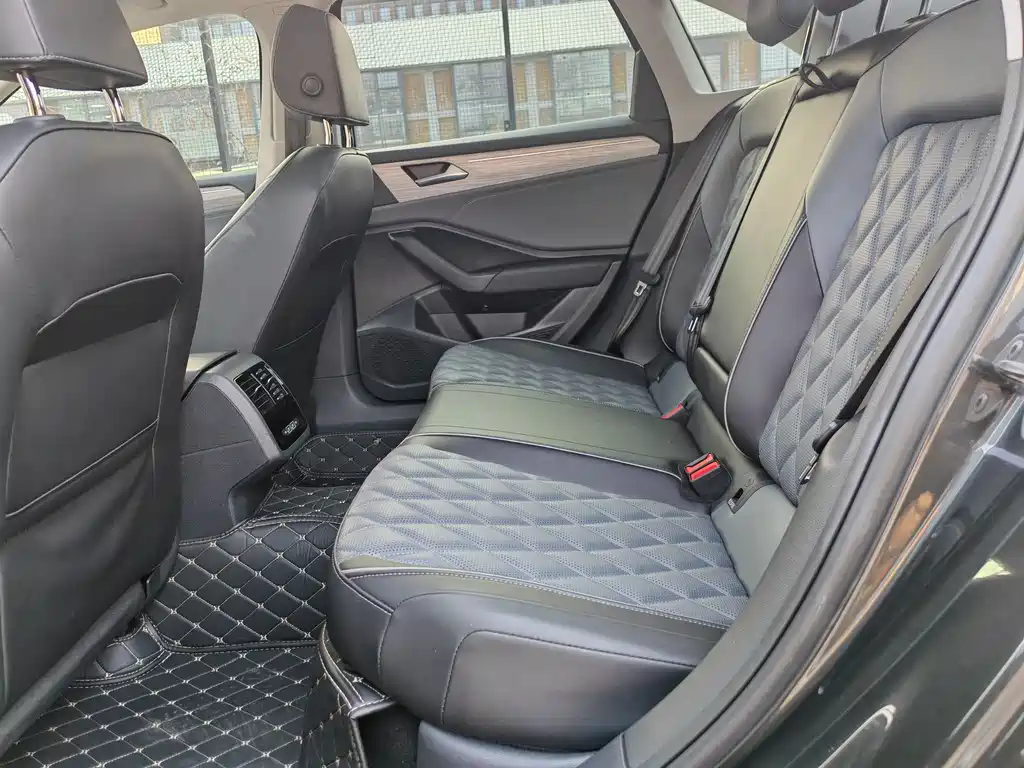 Volkswagen Volkswagen Sagitar 2024 300TSI DSG Comfortline 2024 - thumbnail 21