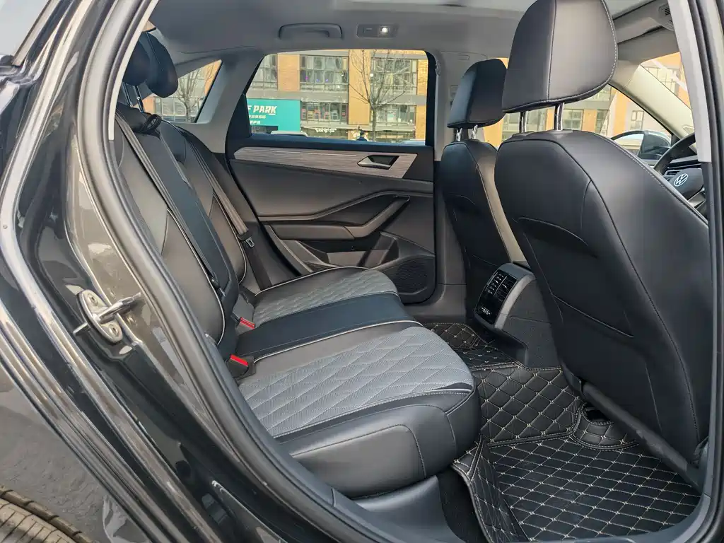 Volkswagen Volkswagen Sagitar 2024 300TSI DSG Comfortline 2024 - thumbnail 24
