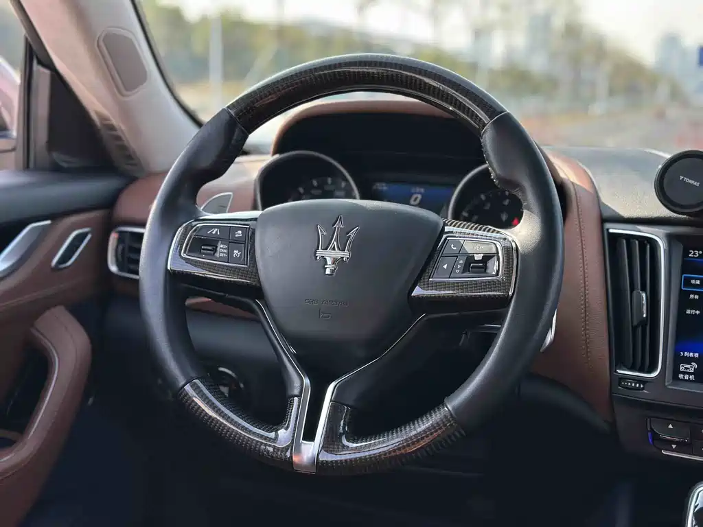 Maserati Maserati Levante 2016 3.0T Standard 2016 - thumbnail 7