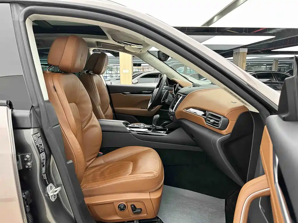 Maserati Maserati Levante 2016 3.0T Standard 2016 - thumbnail 8