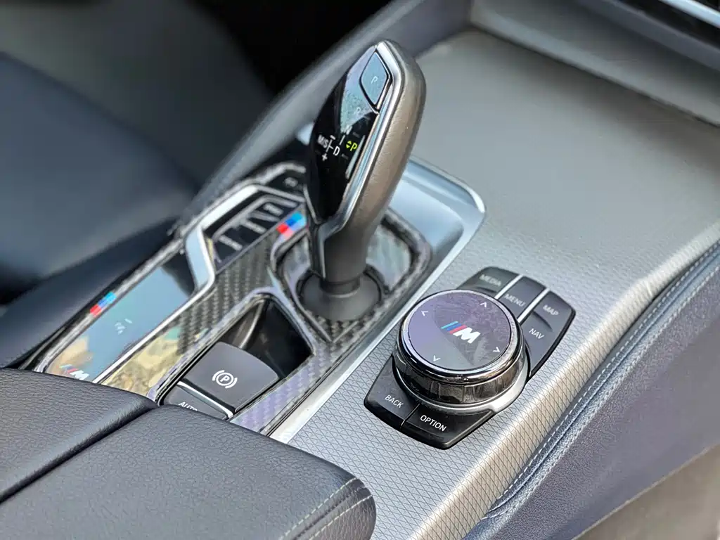 BMW BMW 5 Series Import 2018 525i M Sport Package 2018 - thumbnail 16