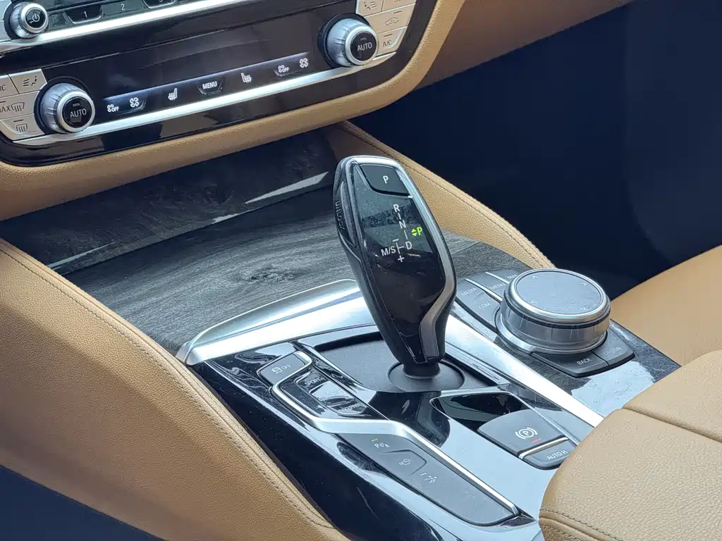 BMW BMW 6 Series GT 2019 630i M Sport Package 2019 - thumbnail 5