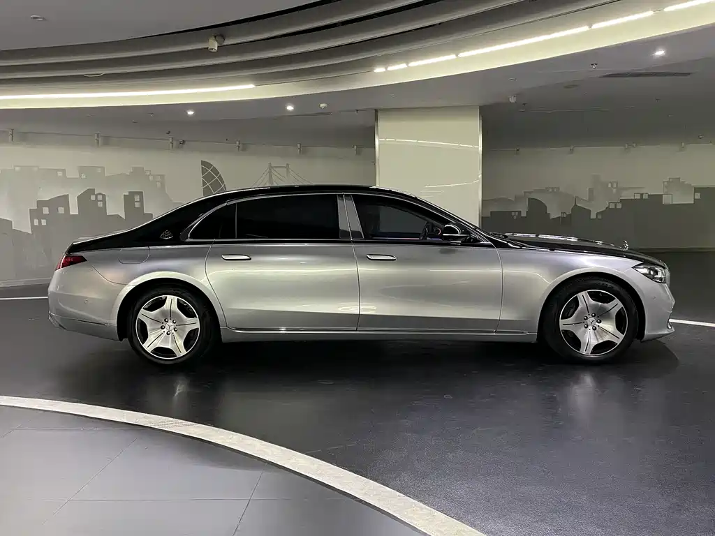 Mercedes-Benz Maybach S-Class 2024 S 480 4MATIC 2025 - thumbnail 6
