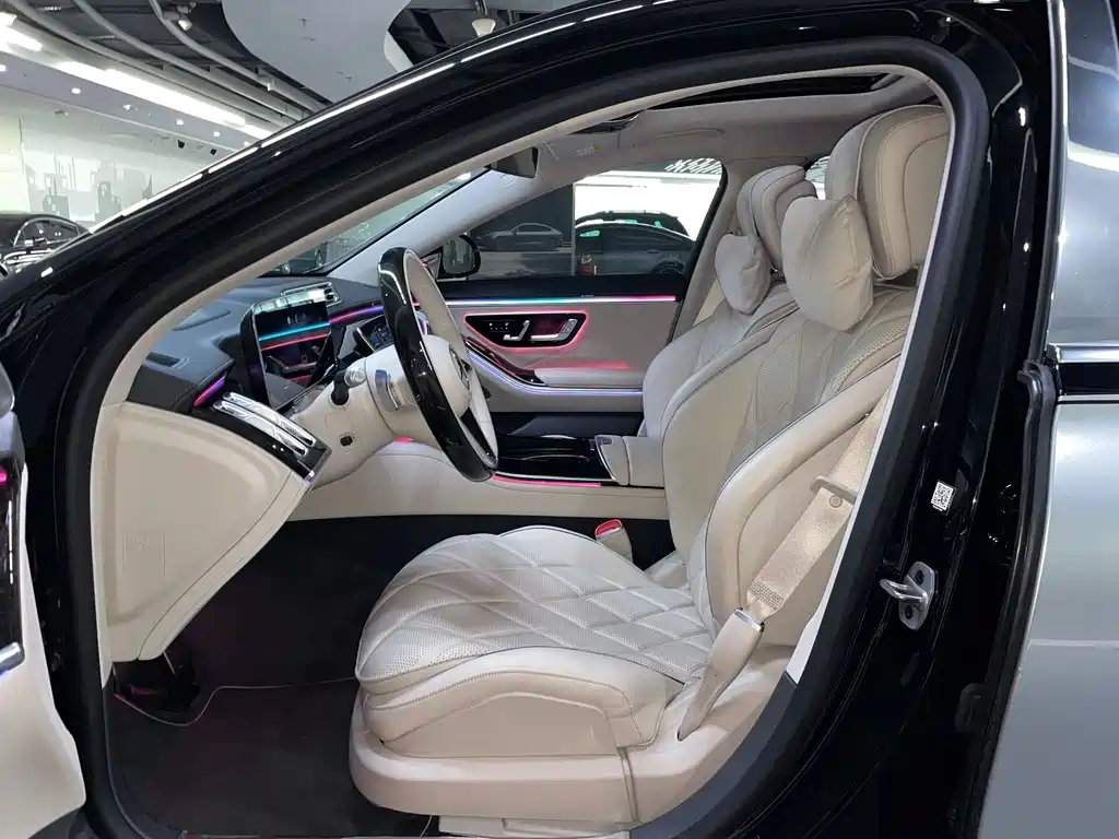 Mercedes-Benz Maybach S-Class 2024 S 480 4MATIC 2025 - thumbnail 8