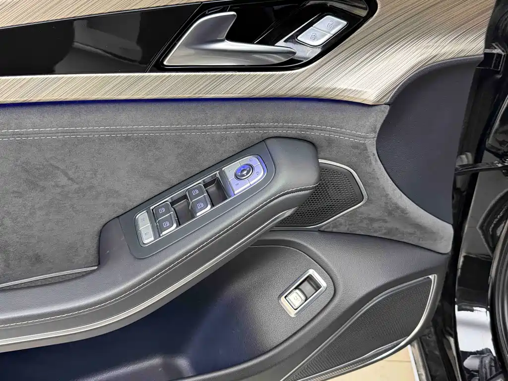 Hongqi Hongqi H9 2022 3.0T Smart Connect Flag Leader Four-Seat Version 2022 - thumbnail 4