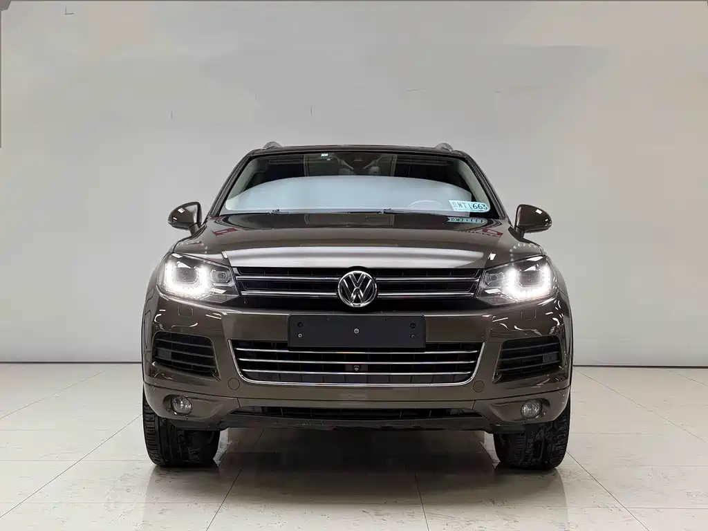 Volkswagen Volkswagen Touareg 2011 3.0 TSI Hybrid 2013 - thumbnail 2