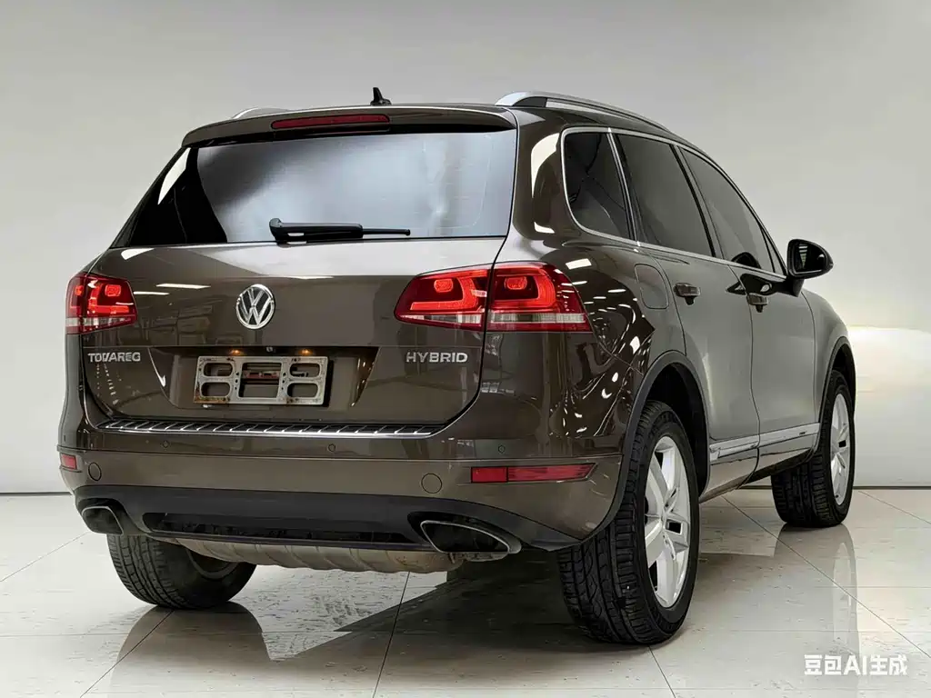 Volkswagen Volkswagen Touareg 2011 3.0 TSI Hybrid 2013 - thumbnail 17