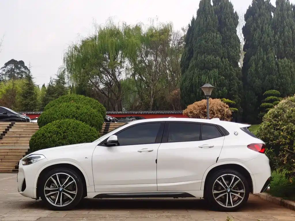 BMW BMW X2 2021 sDrive25i M Sport Package Premium 2021 - thumbnail 5