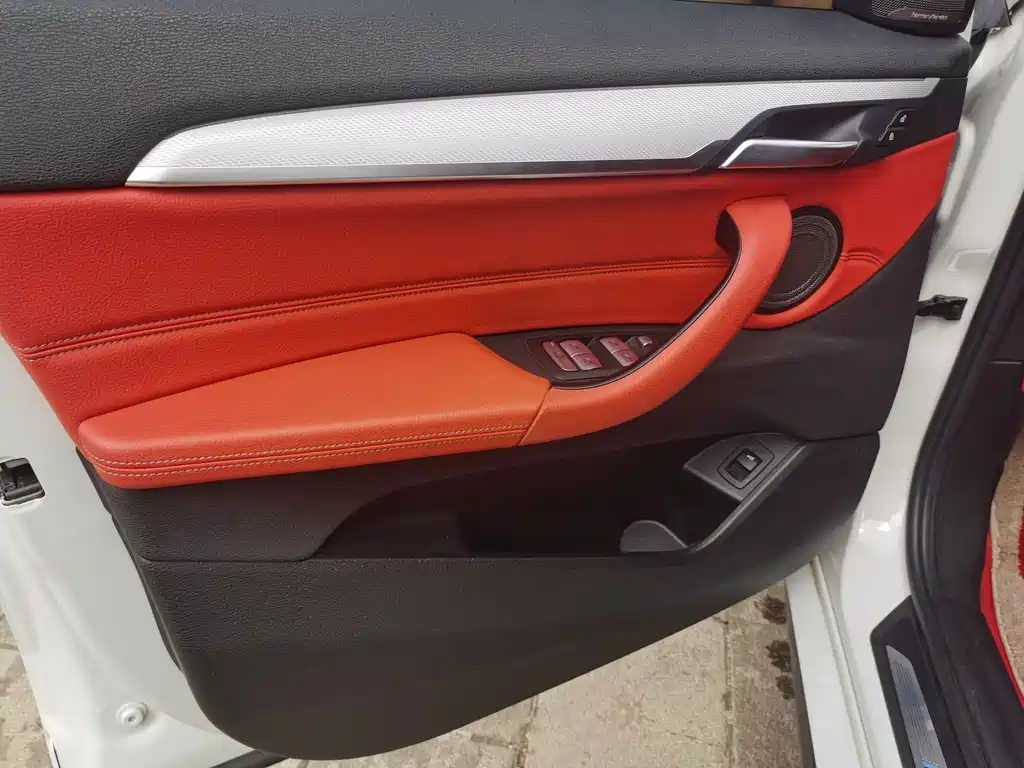 BMW BMW X2 2021 sDrive25i M Sport Package Premium 2021 - thumbnail 8