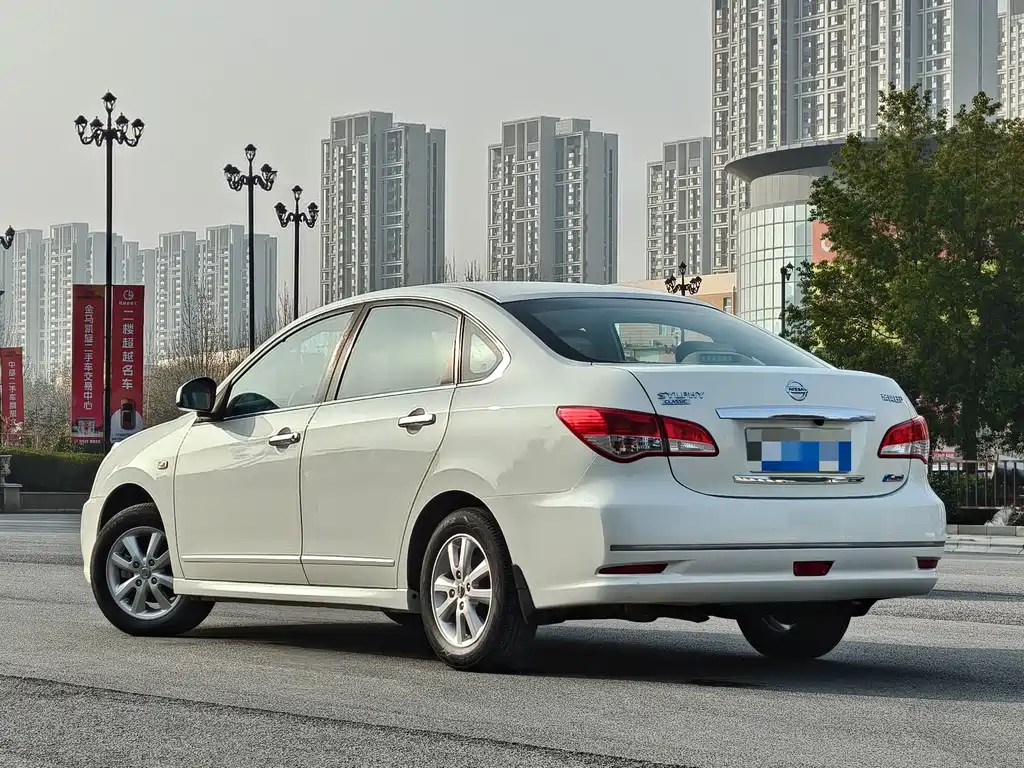 Nissan Nissan Sylphy 2018 Classic 1.6XE CVT Comfort Edition 2019 - thumbnail 4