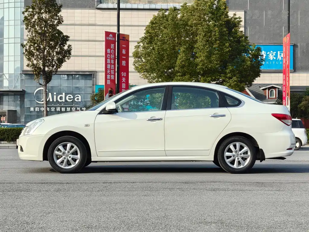 Nissan Nissan Sylphy 2018 Classic 1.6XE CVT Comfort Edition 2019 - thumbnail 7
