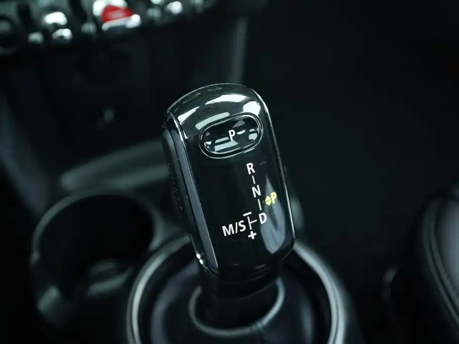 MINI MINI 2023 1.5T ONE 5-door 2023 - thumbnail 9