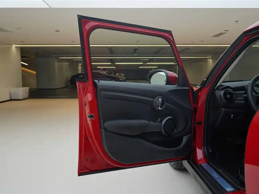 MINI MINI 2023 1.5T ONE 5-door 2023 - thumbnail 17