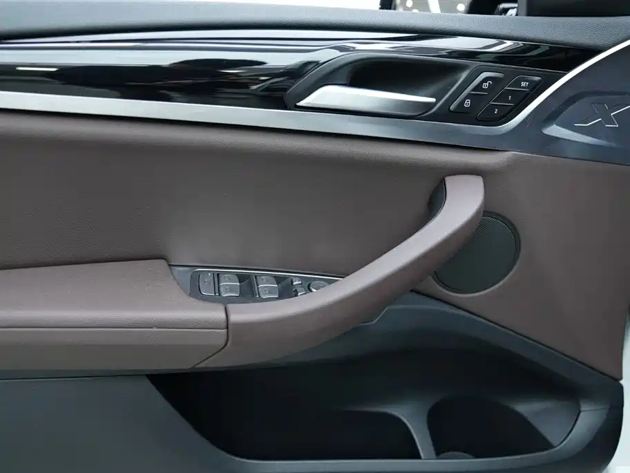 BMW BMW X3 2020 xDrive25i Luxury Package 2020 - thumbnail 5