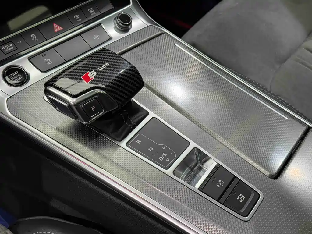 Audi Audi A6L 2021 40 TFSI Luxury Dynamic Model 2021 - thumbnail 12