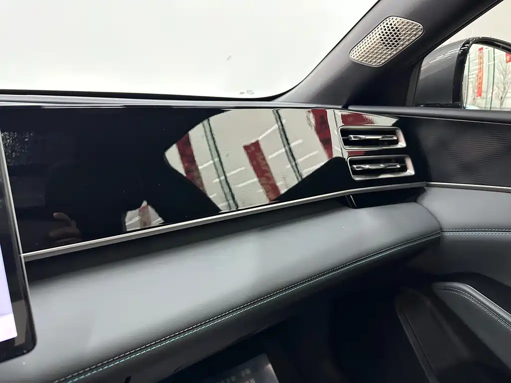 BYD BYD Qin L 2025 DM-i Intelligent Driving Version 120KM Leading Model 2025 - thumbnail 10