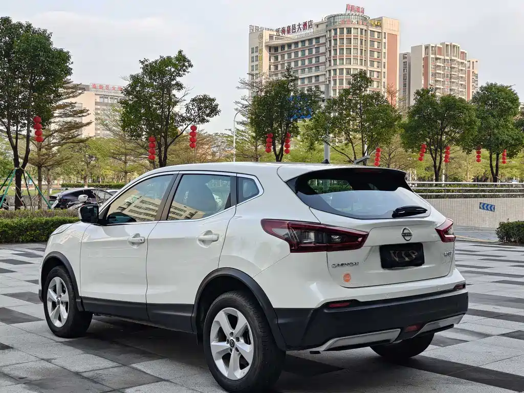 Nissan Nissan Qashqai 2023 Classic 2.0L CVT XV Comfort 2023 - thumbnail 4