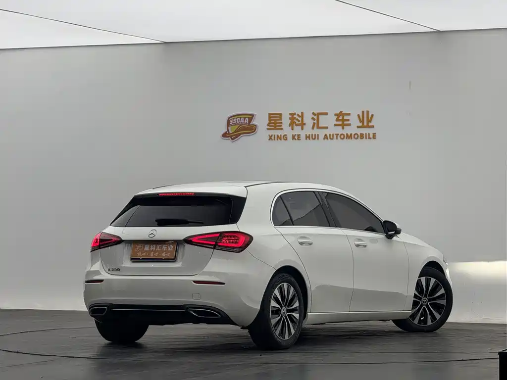 Mercedes-Benz Mercedes-Benz A-Class 2021 A 200 Sport Edition 2022 - thumbnail 10