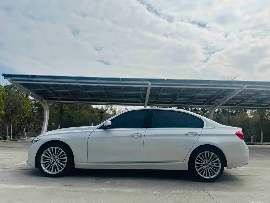 BMW BMW 3 Series 2018 320Li xDrive Fashion Edition 2018 - thumbnail 4
