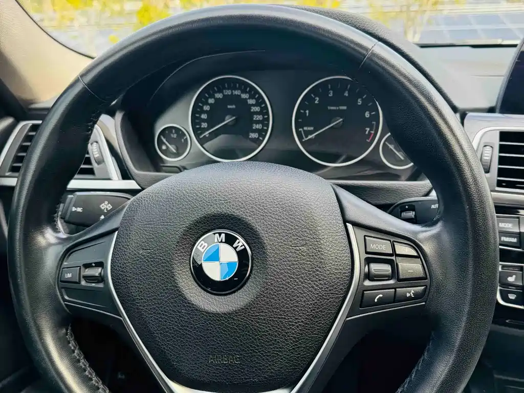 BMW BMW 3 Series 2018 320Li xDrive Fashion Edition 2018 - thumbnail 12